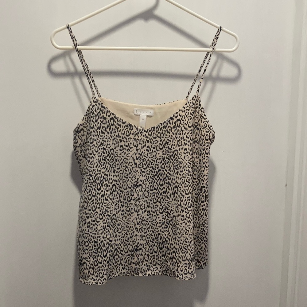 Leopard tank